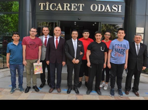 TİCARET ODA SI BAŞKANIMIZ UĞUR ERDOĞAN´ ı ZİYARETİMİZ